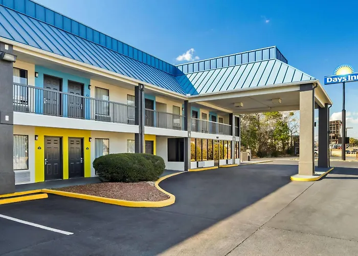 Days Inn By Wyndham Ocean Springs
